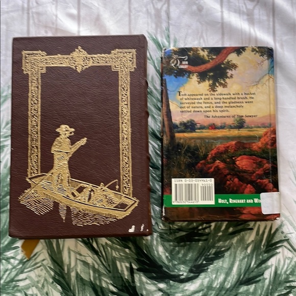 Mark Twain Book Set: Huckleberry Finn & Tom Sawyer - Picture 5 of 15
